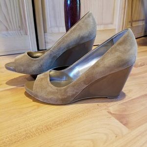 Franco Sarto peep toe wedges, nude beige leather 9